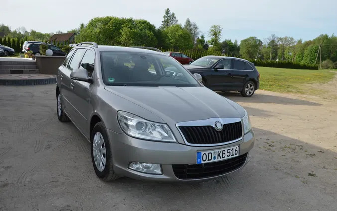 skoda octavia Skoda Octavia cena 18900 przebieg: 216000, rok produkcji 2009 z Nekla